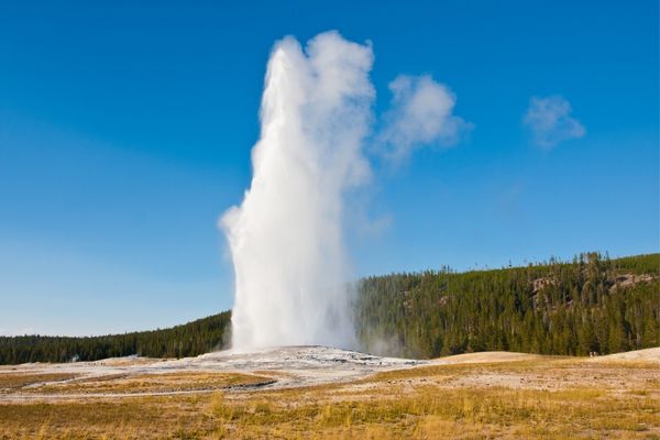 yellowstone-national-park